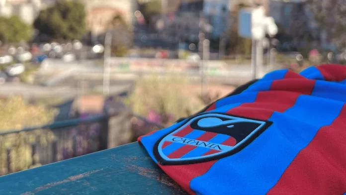 La nuova maglia catania 2024 serie c girone c
